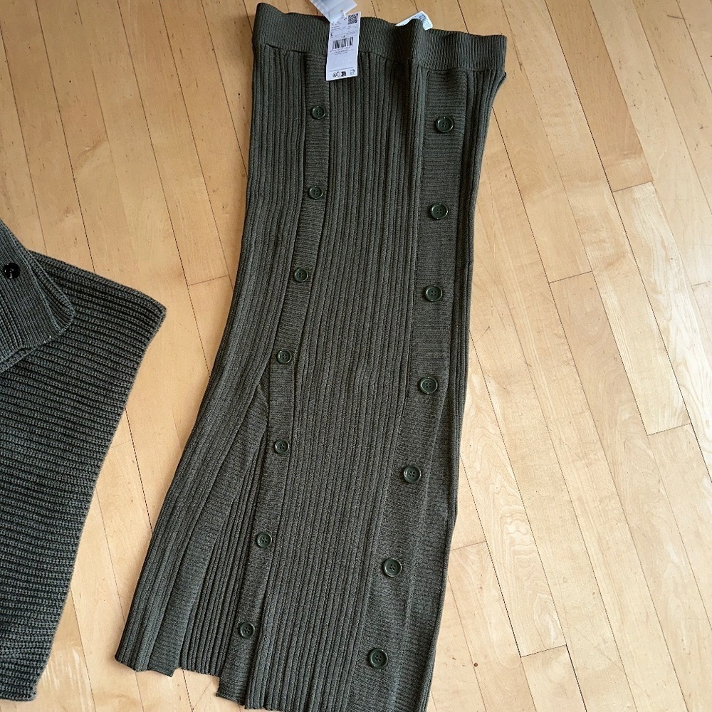 NEW MNG by MANGO olive button detail skirt, L, P 1405 - Picture 6 of 8